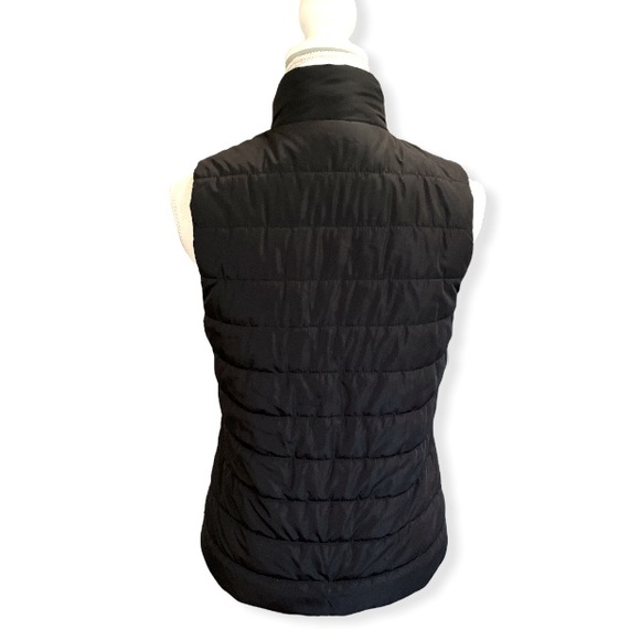 Michael Michael Kors black puffer vest size extra small - Picture 4 of 10
